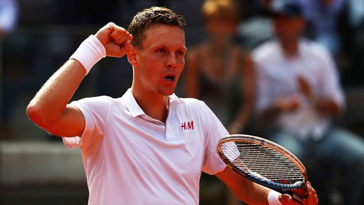 Berdych bounces No. 1 Djokovic in Rome quarters Berdych bounces No. 1 Djokovic in Rome quarters