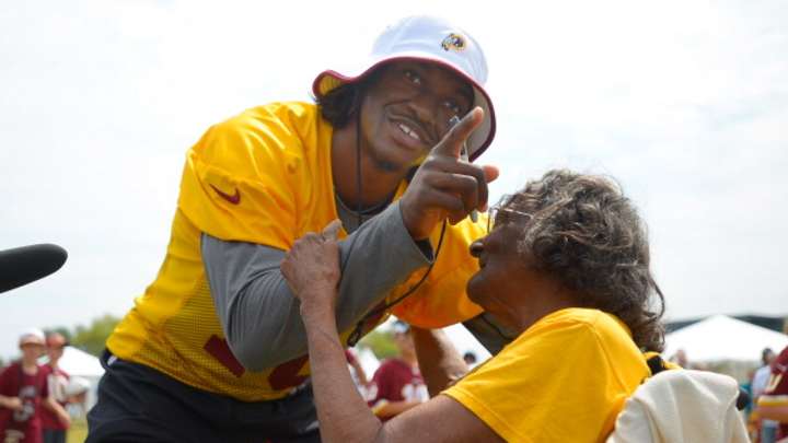 Donovan McNabb thinks Robert Griffin III is doing 'too much'