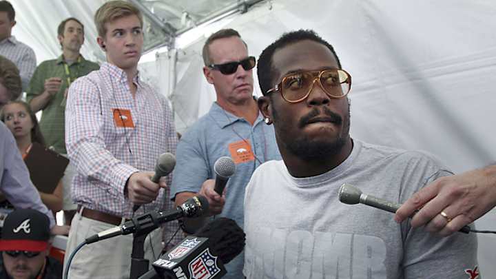 Broncos' Von Miller offers little on case, four-game suspension