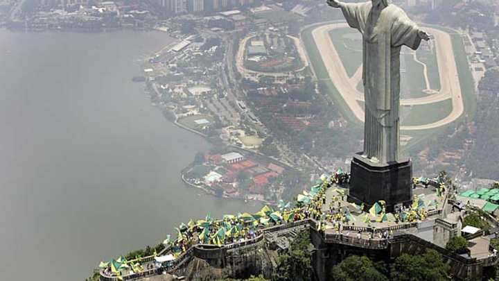 Brazil prostitutes to learn English before 2014 World Cup