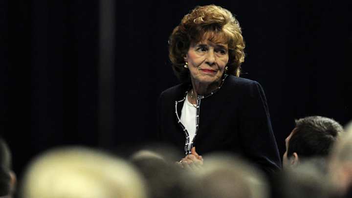 Paternos issue report, challenge Freeh's findings Paternos issue report, challenge Freeh's findings