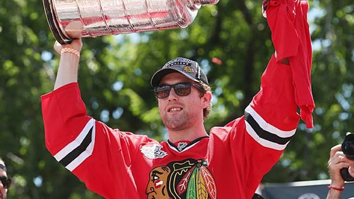 Canucks make only waiver wire move, claim Ryan Stanton from Hawks Canucks make only waiver wire move, claim Ryan Stanton from Hawks