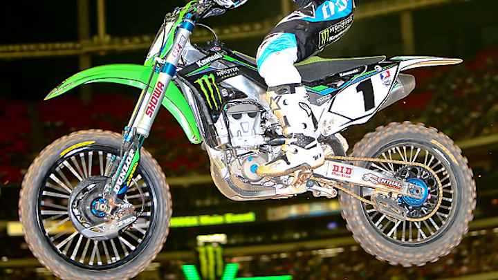 Villopoto wins AMA Supercross race at St. Louis