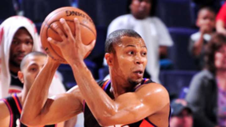 Reports: Suns agree to trade Sebastian Telfair to Raptors for Hamed Haddadi