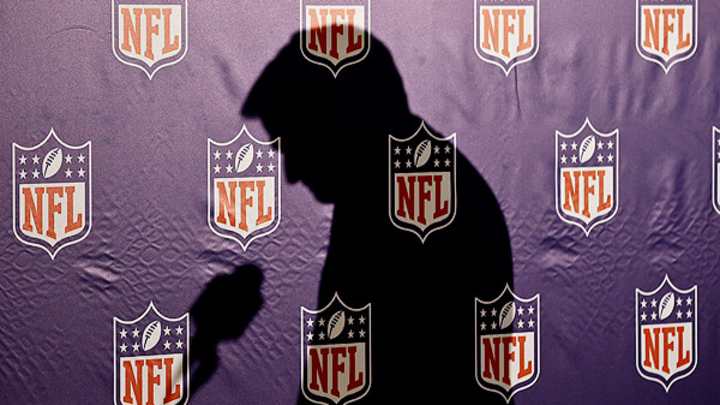 Players, agents react to NFL's $765M concussion lawsuit settlement