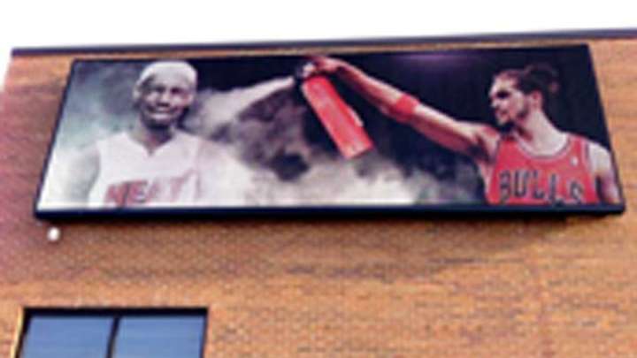 Marco Belinelli's Pricey Cojones Have Earned Him a Spot on a Chicago Billboard Marco Belinelli's Pricey Cojones Have Earned Him a Spot on a Chicago Billboard