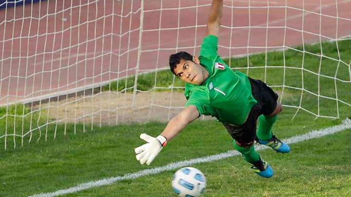 FC Dallas signs Peru goalkeeper Fernandez