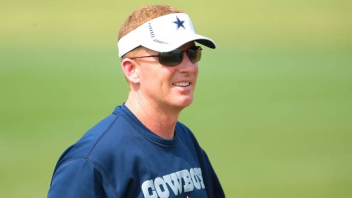 Jason Garrett admits that Bill Callahan will call Cowboys plays