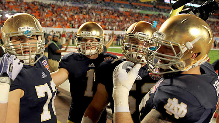 Ex-Notre Dame QB Kiel enrolls at Cincinnati