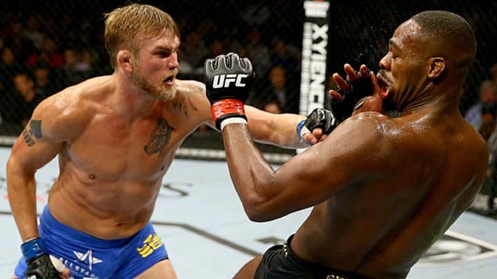 Mailbag: Does Teixeira have a shot against Jones; Rousey thoughts