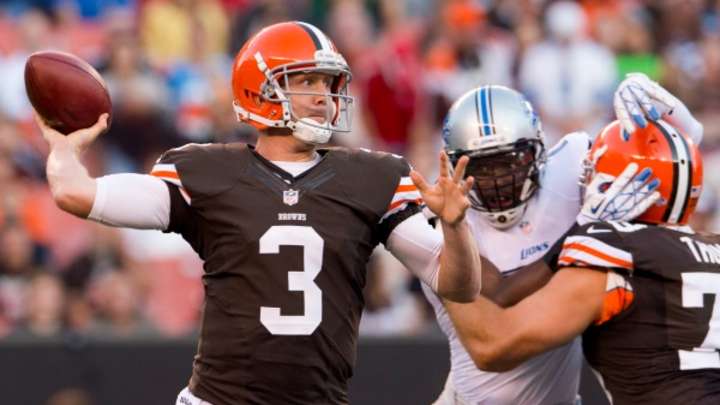 Brandon Weeden beats out Jason Campbell for Browns QB job