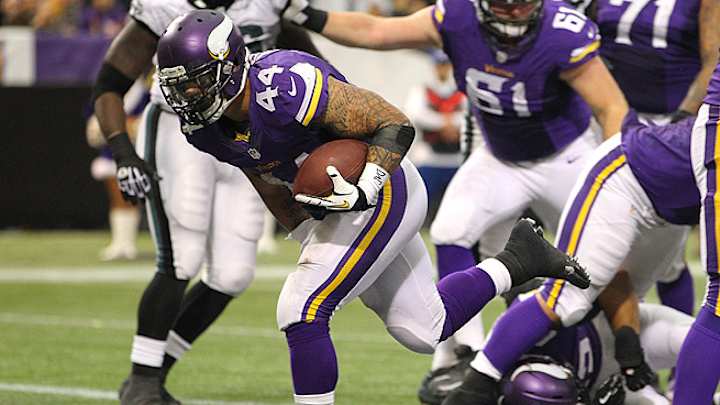 Fantasy football Roundtable: Asiata a viable start in Week 16?