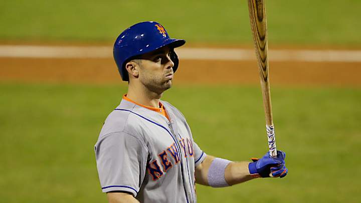 Mets' David Wright hit in head by pitch, leaves game Mets' David Wright hit in head by pitch, leaves game