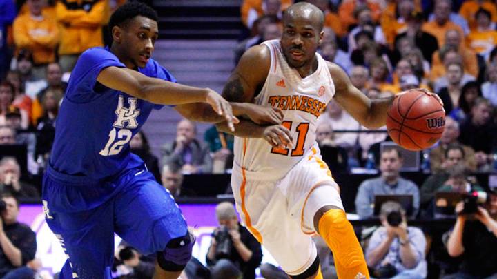 Kentucky crushed without Noel, OSU streaking, more hoops Kentucky crushed without Noel, OSU streaking, more hoops