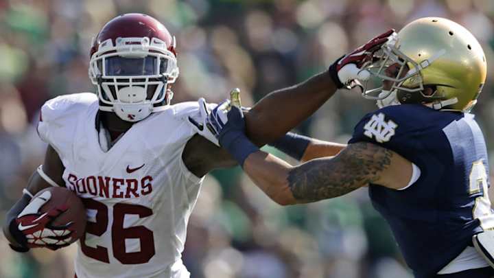 Notre Dame falls out of AP Top 25; Arizona State in