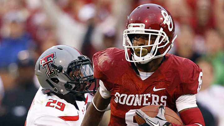 Oklahoma beats Texas Tech 38-30 to hand the Red Raiders their first loss in 2013