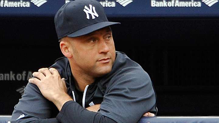 Derek Jeter has boot removed from ankle, plays catch Derek Jeter has boot removed from ankle, plays catch