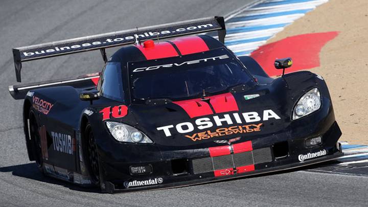 Taylor holds off Pruett, Dixon to win Grand-Am Rolex Sports Car Series