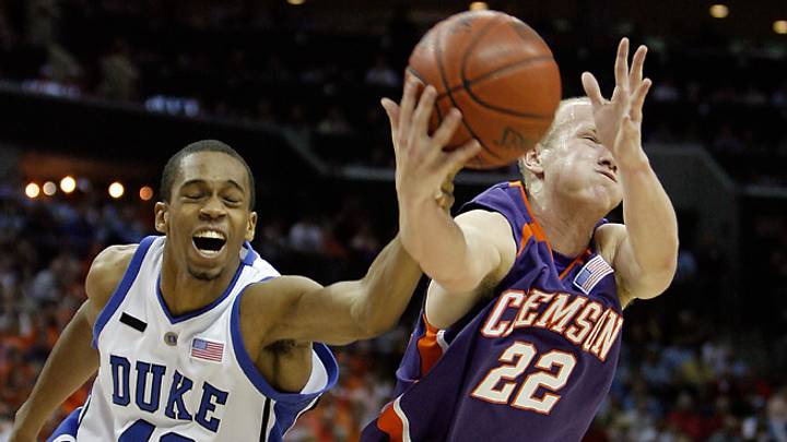 NCAA clears Lance Thomas, but not its own reputation NCAA clears Lance Thomas, but not its own reputation