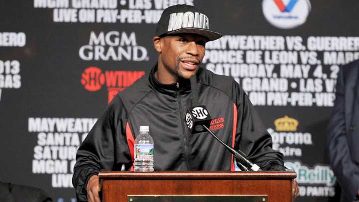 Robert Guerrero likes chances against Floyd Mayweather