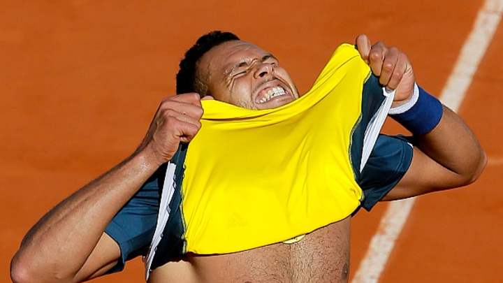 Photos: Jo-Wilfried Tsonga stuns Roger Federer in French Open quarterfinals Photos: Jo-Wilfried Tsonga stuns Roger Federer in French Open quarterfinals