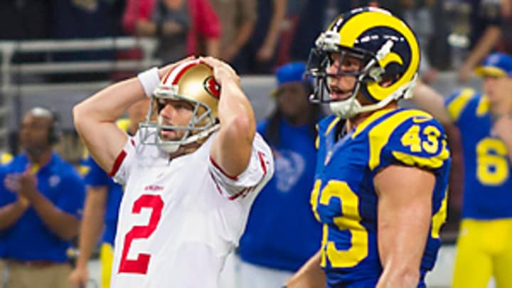 Harbaugh sticking with Akers as starting kicker