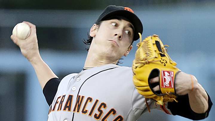 Tim Lincecum finalizes $35 million, 2-year deal with Giants