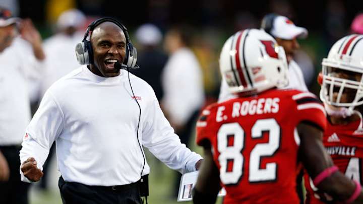 Louisville extends Charlie Strong's contract to 2020