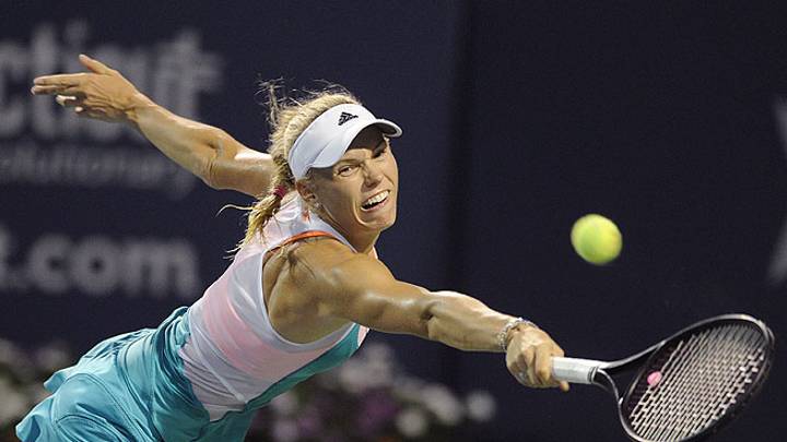 Caroline Wozniacki, Petra Kvitova advance to New Haven semis
