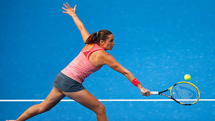 Vinci facing Panova in opening match of the Fed Cup final