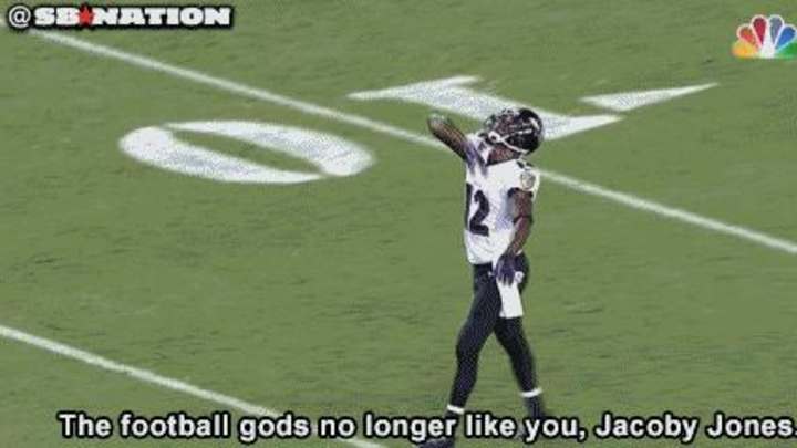 Jacoby Jones injured in collision with teammate Brynden Trawick