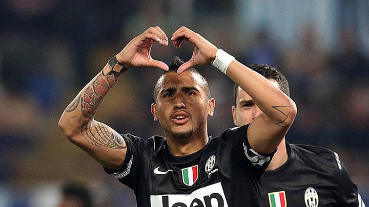 Arturo Vidal bags brace, moves Juventus closer to title Arturo Vidal bags brace, moves Juventus closer to title