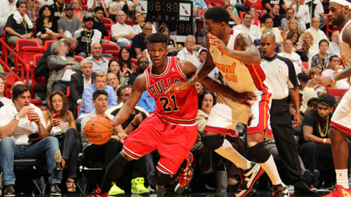 Bulls' Jimmy Butler (toe sprain) to sit road trip, listed 'week-to-week' Bulls' Jimmy Butler (toe sprain) to sit road trip, listed 'week-to-week'