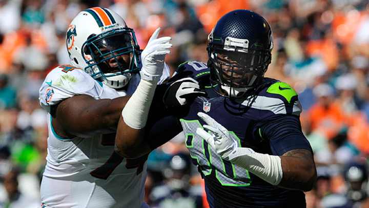 Jason Jones signs with Detroit Lions