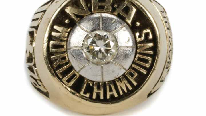 Hall of Famer Elgin Baylor set to auction championship ring, Rookie of the Year trophy