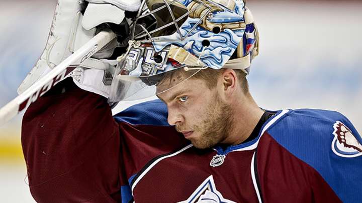 With assault charge, Semyon Varlamov should take a break from hockey