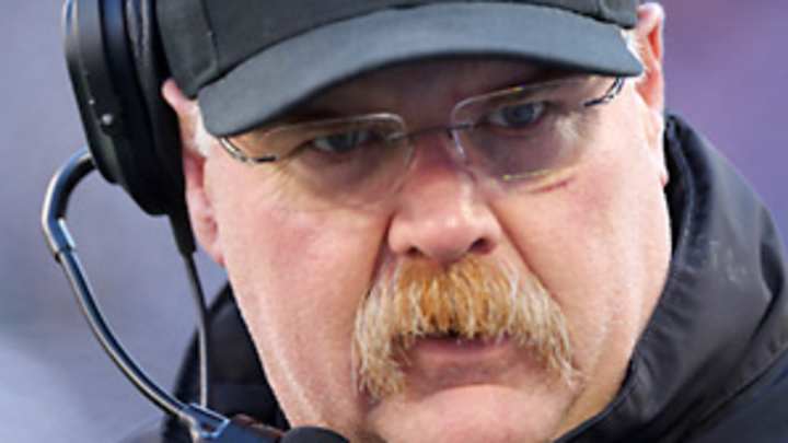 AP Source: Chiefs interviewing Reid for coach job