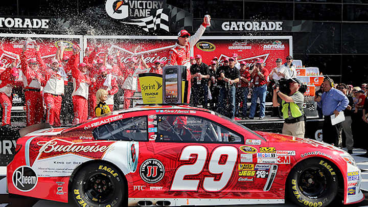 Harvick, Kyle Busch win Daytona 500 duels, Danica holds onto pole