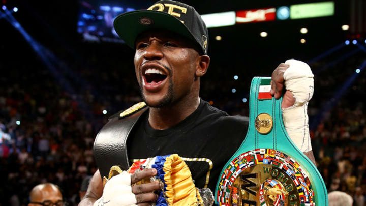 Floyd Mayweather keeps perfect record, defeats Saul Alvarez