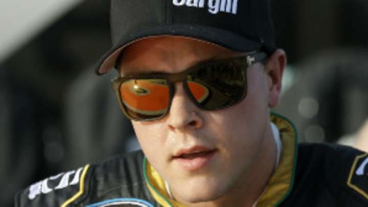 Trevor Bayne wins pole for Nationwide race at Daytona