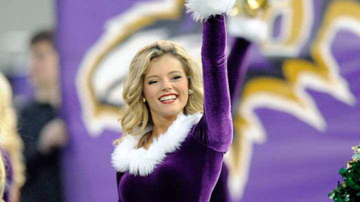 NFL Cheerleaders: Week 16 NFL Cheerleaders: Week 16