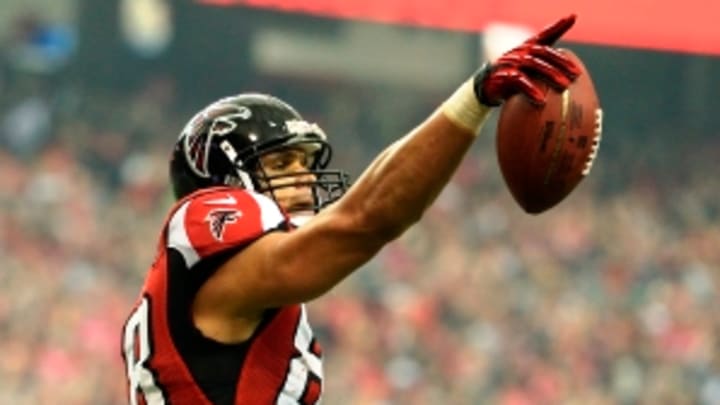 Tony Gonzalez reportedly 'wavering on retirement' plans
