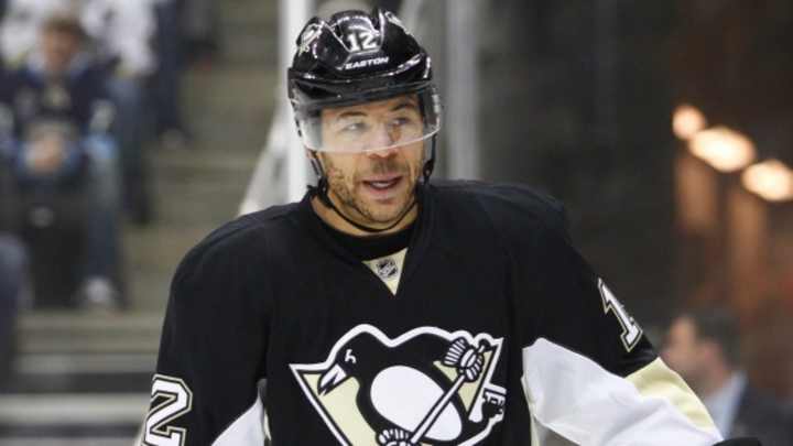 Reports: Boston Bruins sign Jarome Iginla