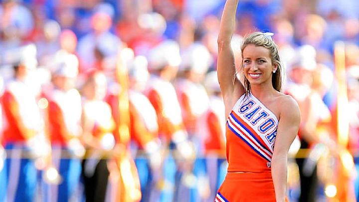 Cheerleader of the Week Cheerleader of the Week