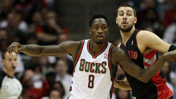 Police cite Bucks' Larry Sanders for nightclub incident; fight video released Police cite Bucks' Larry Sanders for nightclub incident; fight video released