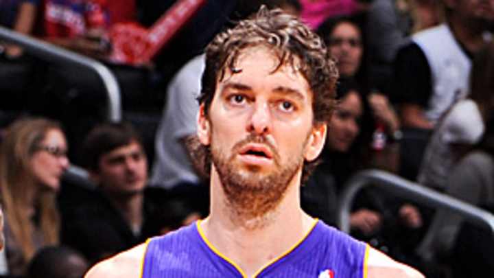 Three-Pointers: Paul propels Clippers to a hard-fought win over Lakers Three-Pointers: Paul propels Clippers to a hard-fought win over Lakers