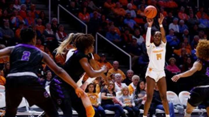 Tennessee guard Zaay Green suffers torn ACL