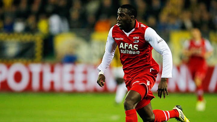 Jozy Altidore gets racist chants at Netherlands match Jozy Altidore gets racist chants at Netherlands match