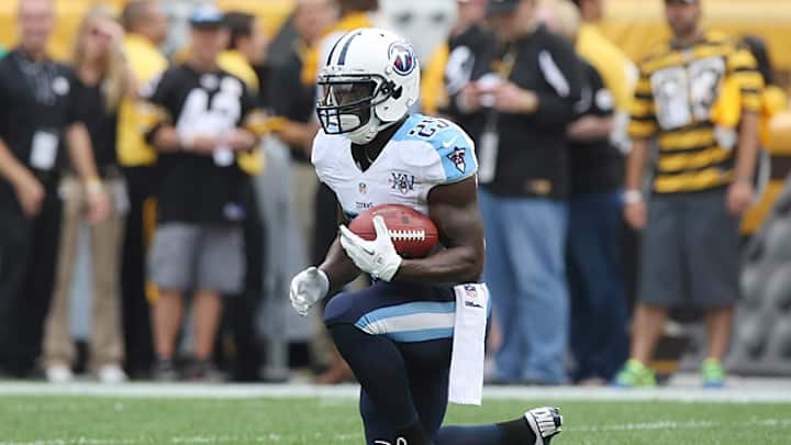 Titans KR Darius Reynaud goofs way into opening safety