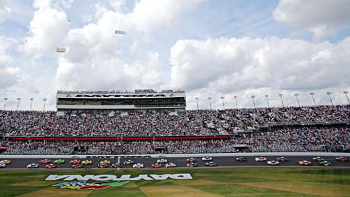 Daytona Speedway's front stretch to get $400 million facelift